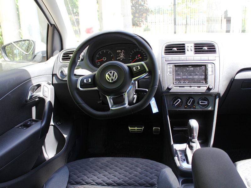 Volkswagen Polo sedan AT прокат