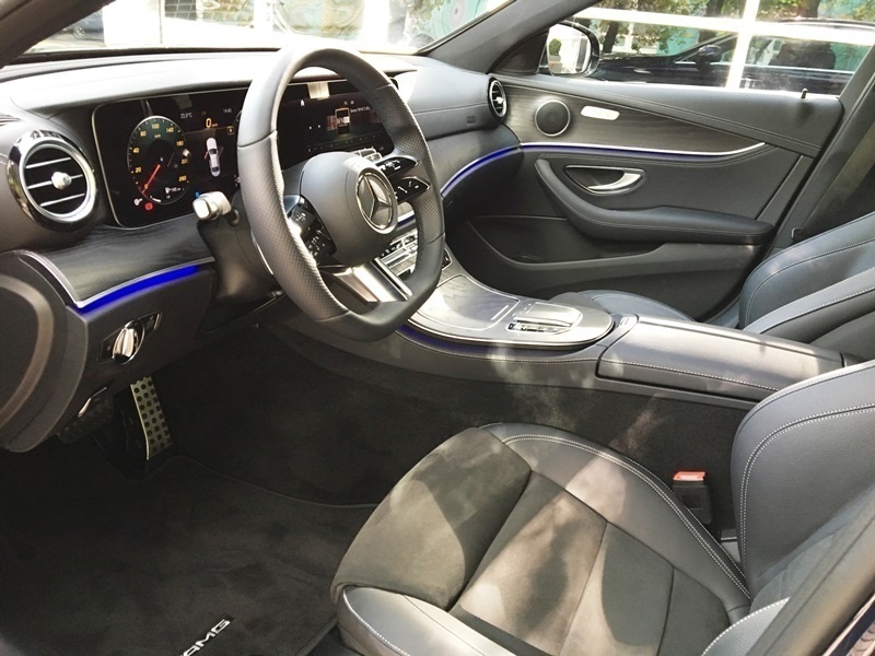 Mercedes E220d 4MATIC AMG rest. прокат