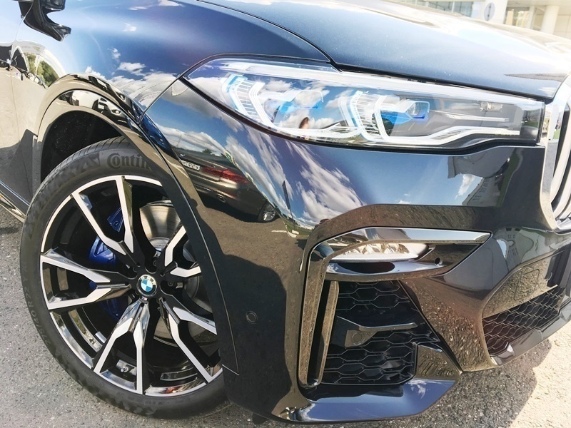 BMW X7 M Sport Pro автомобиль в аренду