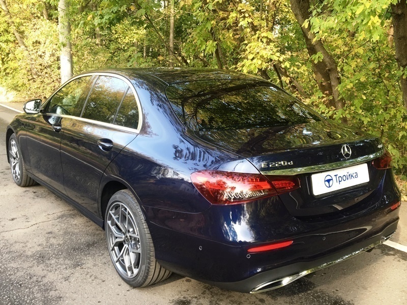 Mercedes E220d 4MATIC AMG rest. взять машину в аренду