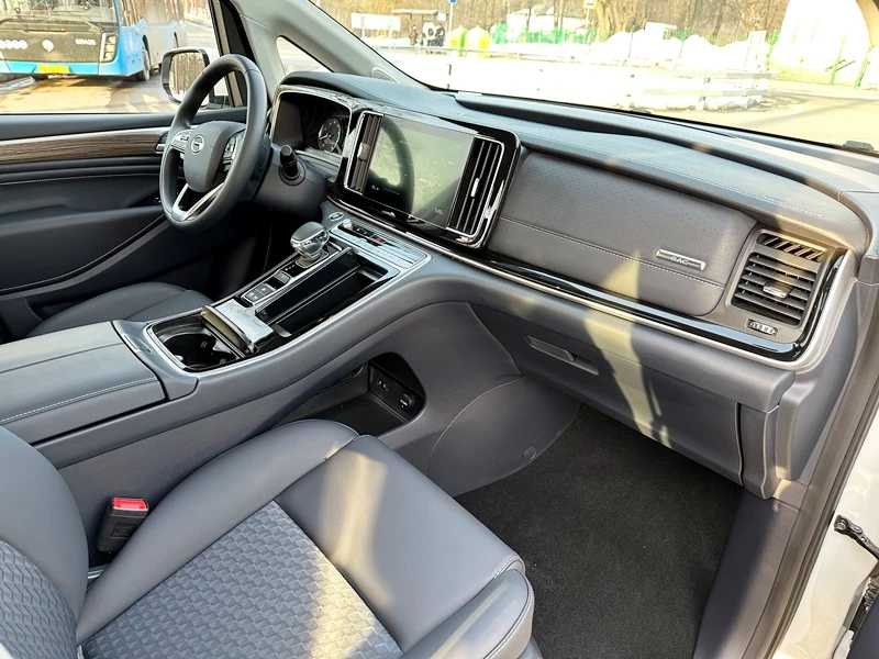 GAC Trumpchi M8 I автомобиль в аренду