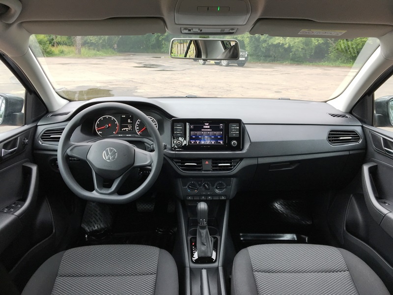 Volkswagen Polo лифтбек  прокат