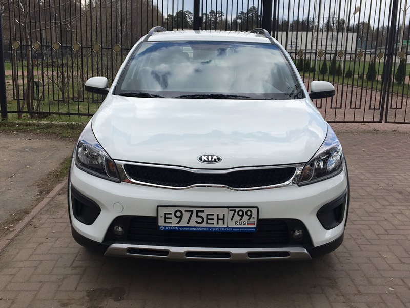 Kia Rio X-Line AT автомобиль в аренду