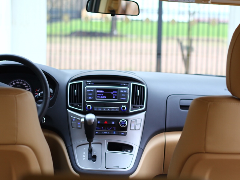 Hyundai Grand Starex (H1) 2.5 CRDi AT прокат