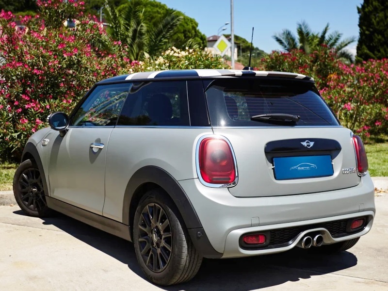 MINI COOPER S взять машину в аренду