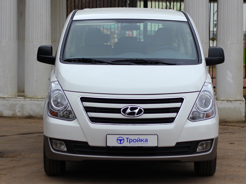 Hyundai Grand Starex (H1) 2.5 CRDi AT автопрокат