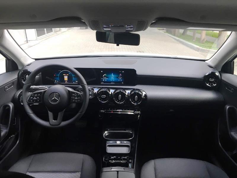 Mercedes A200  цена аренды
