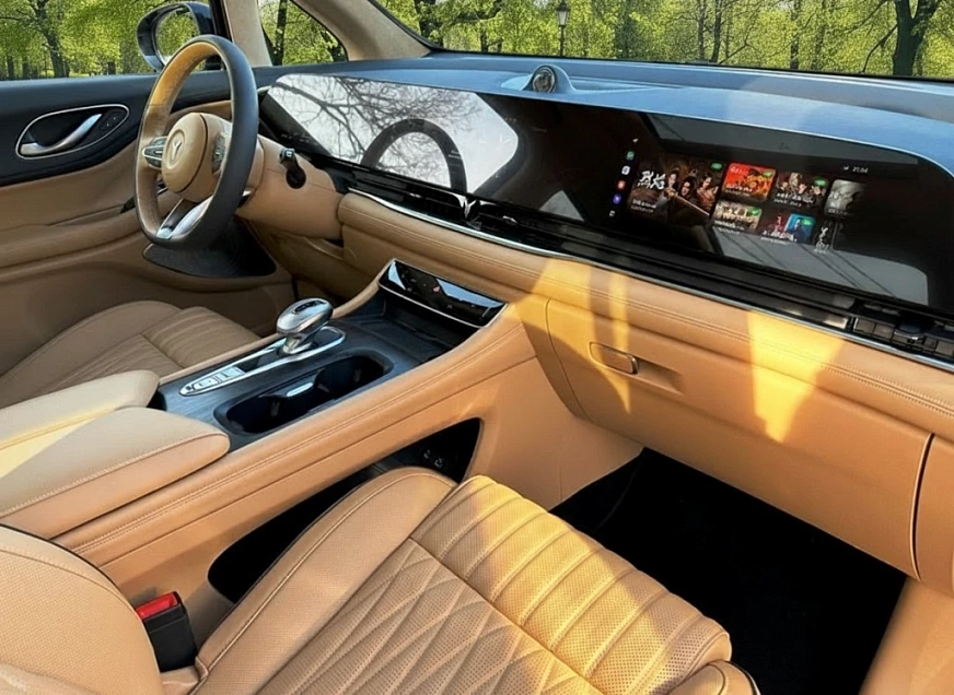 Voyah Dream restyling автомобиль в аренду