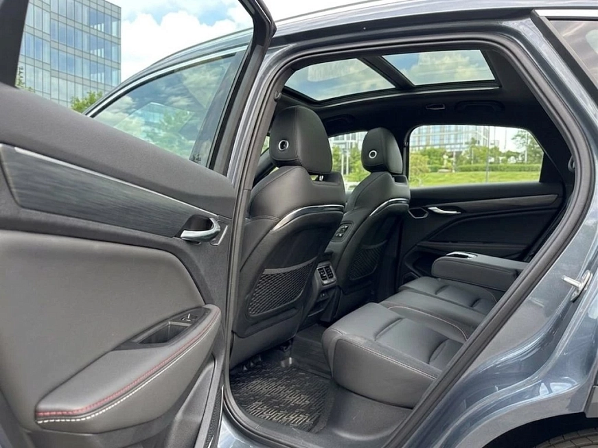 Прокат Geely Tugella Flagship Sport в Москве