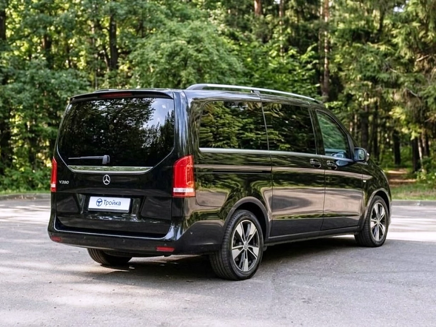 Mercedes V 260 L Exclusive взять машину в аренду
