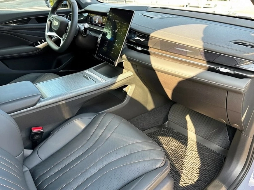 Geely Preface Flagship цена аренды