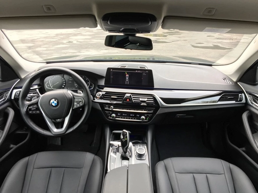 BMW 520d X-Drive G30 rest. прокат
