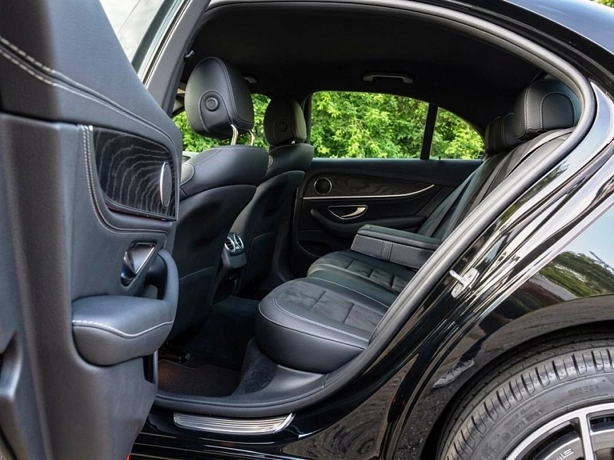 Прокат Mercedes E200 4MATIC AMG rest. в Москве