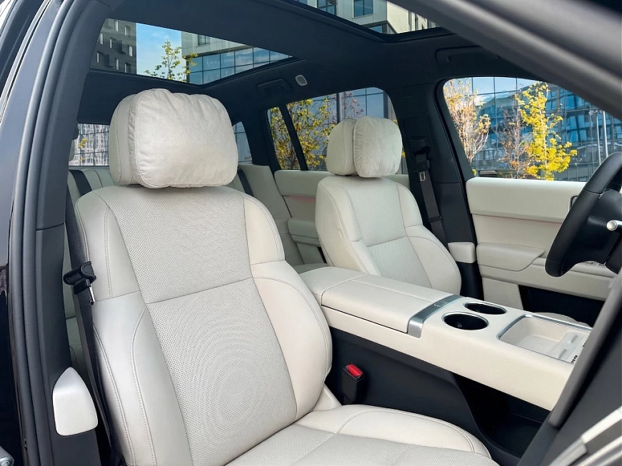 LiXiang L7 rest. автомобиль в аренду