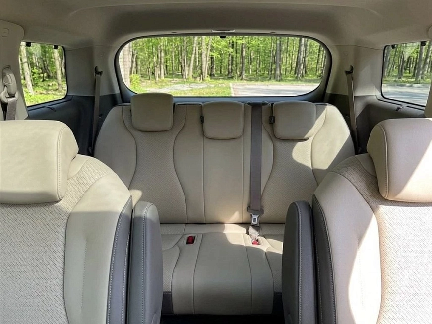 KIA Carnival IV 9 places прокат