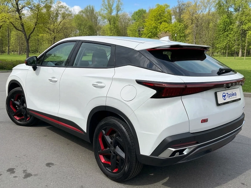 Omoda C5 автомобиль в аренду