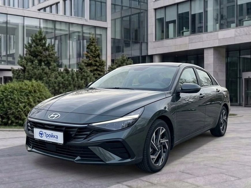 Hyundai Elantra аренда в Москве