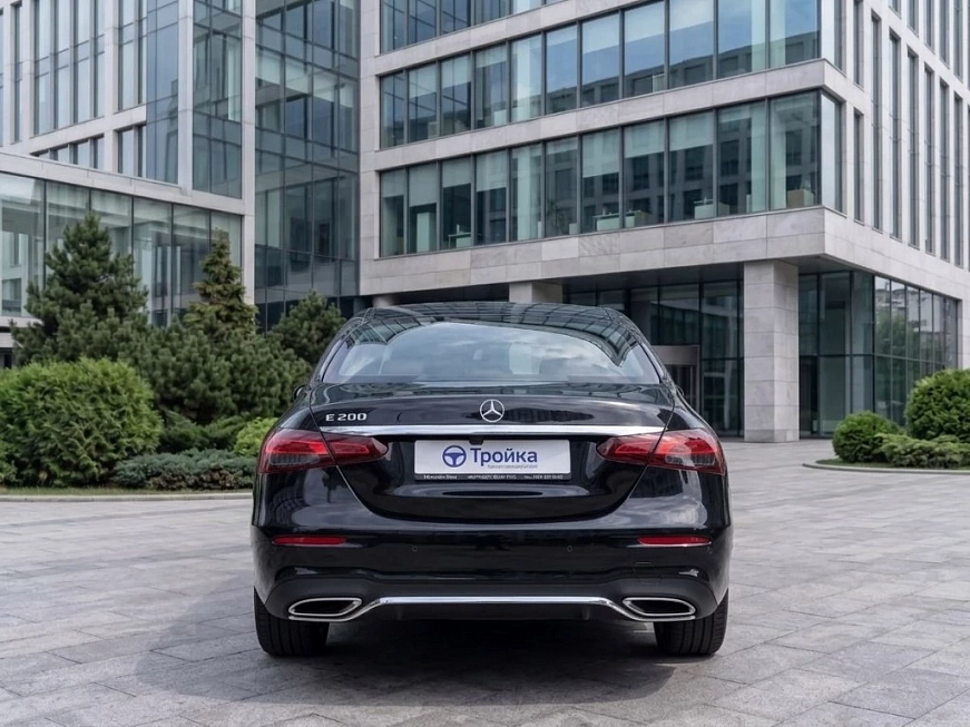 Mercedes E200 4MATIC AMG rest. прокат
