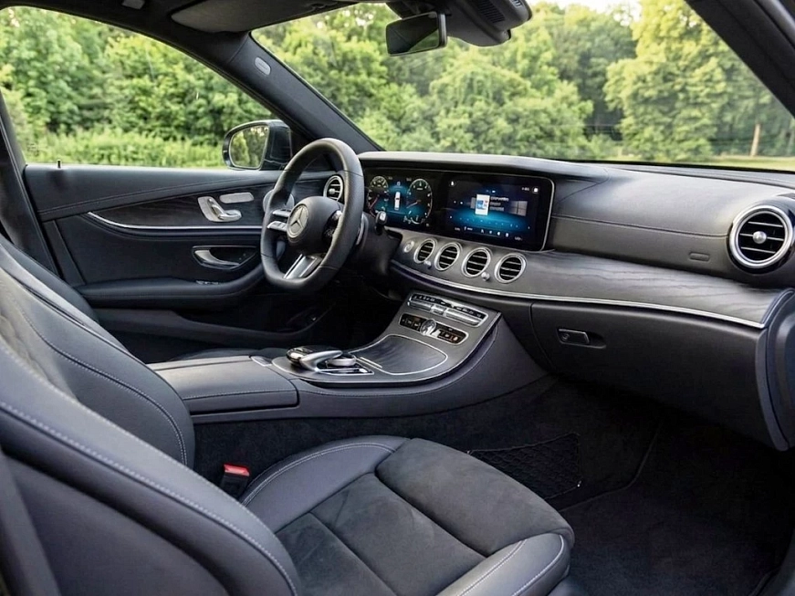 Mercedes E200 4MATIC AMG rest. автопрокат