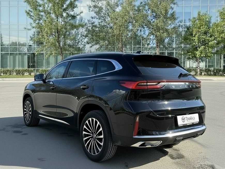 Exeed TXL Flagship  взять машину в аренду