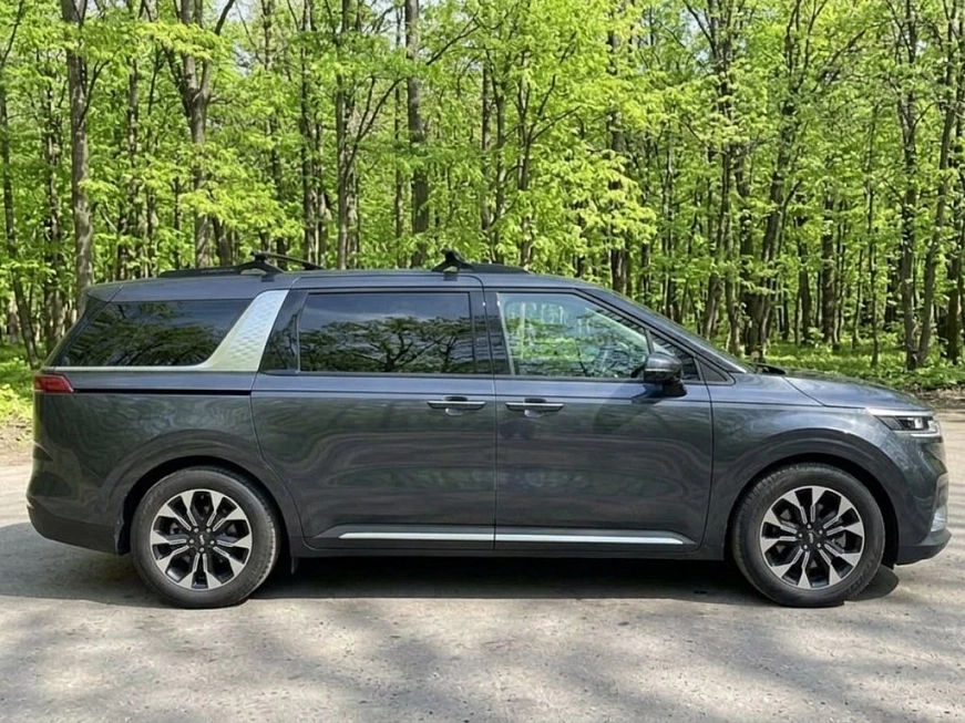 KIA Carnival IV 9 places автомобиль в аренду